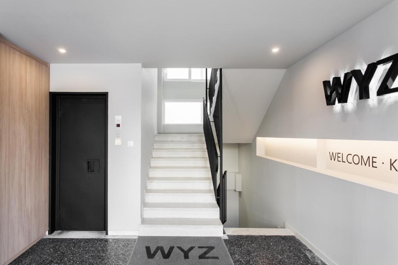 Wyz Attiki Aparthotel Ateny Zewnętrze zdjęcie