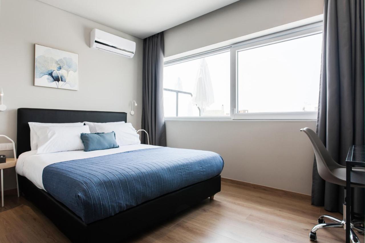 Wyz Attiki Aparthotel Ateny Zewnętrze zdjęcie