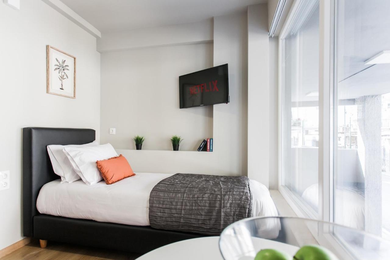 Wyz Attiki Aparthotel Ateny Zewnętrze zdjęcie