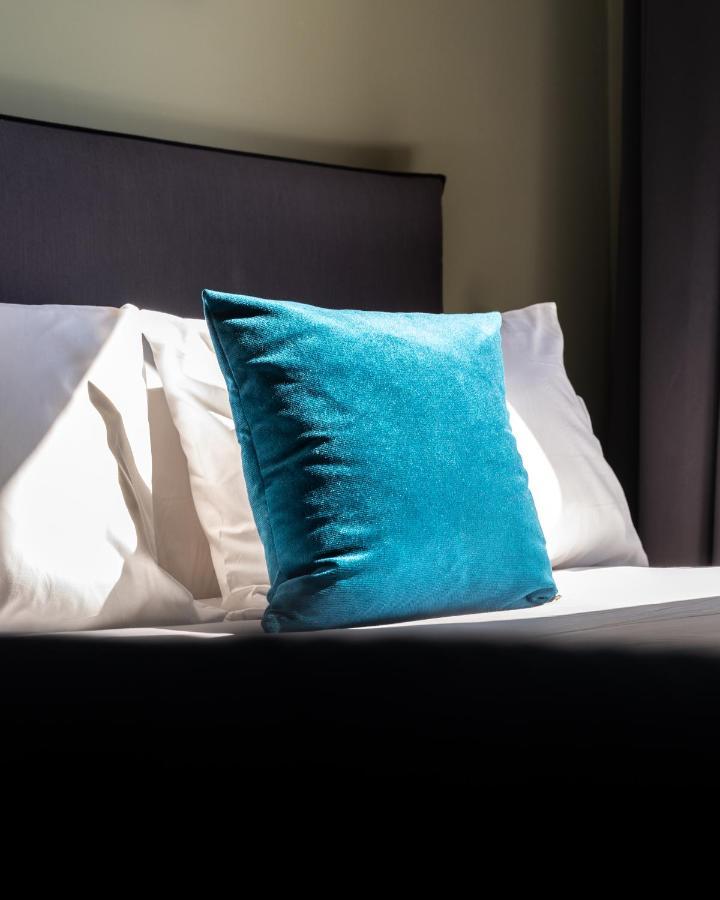 Wyz Attiki Aparthotel Ateny Zewnętrze zdjęcie